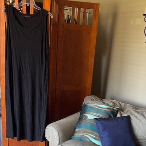 Black Sleeveless Maxi Dress